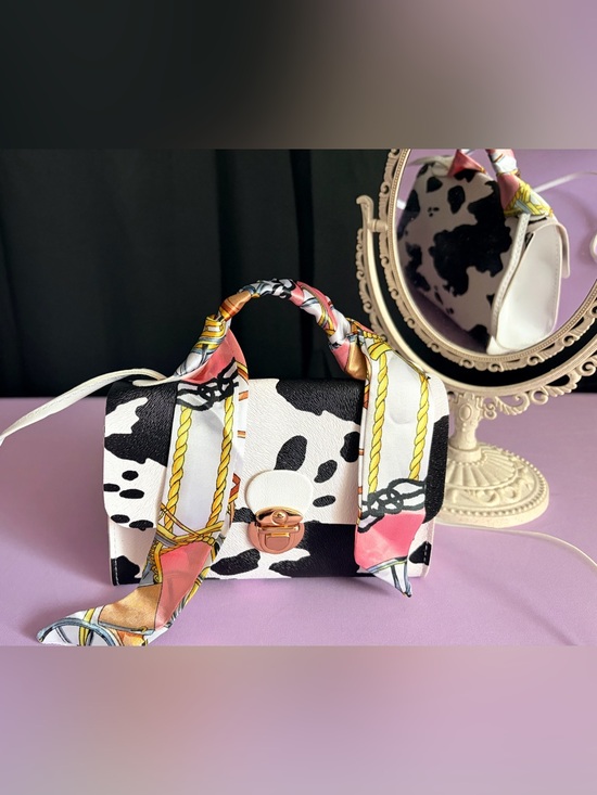 aleens wardrobe Handbags - Black & White design purse.BUY ONE GET ONE FREE . Mix & Match Any Style! [BOGO]
